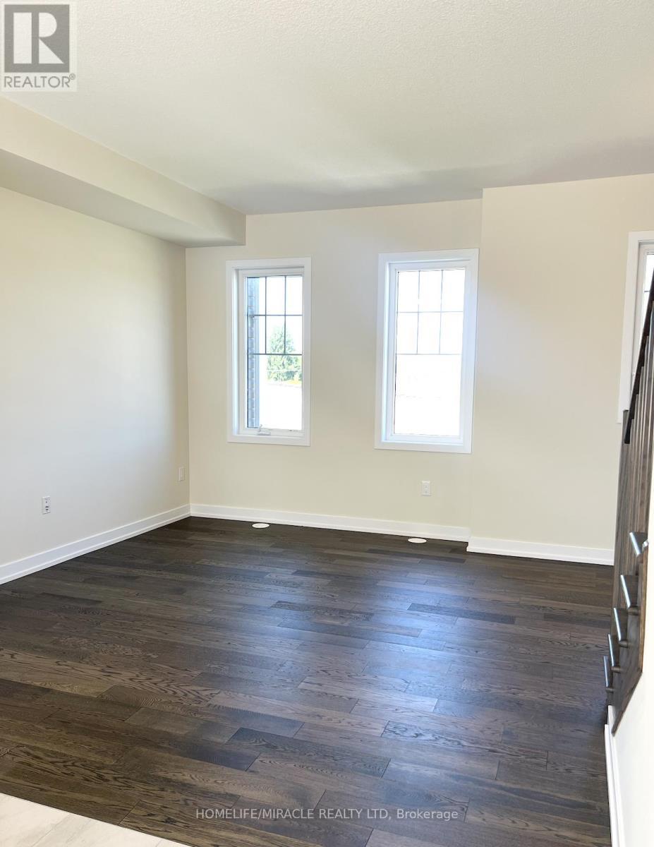 155 Melody Lane, Thorold, ON - Indoor Photo Showing Other Room