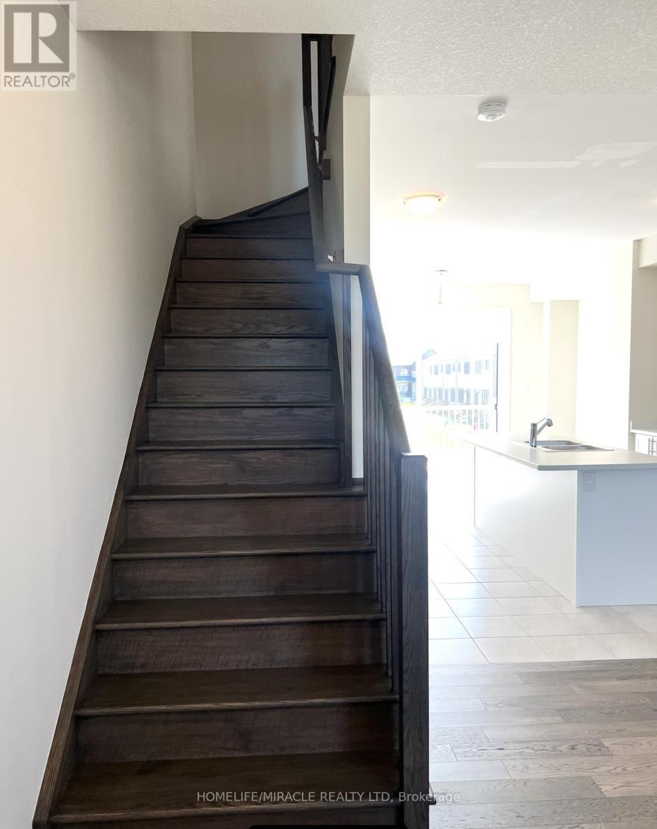 155 Melody Lane, Thorold, ON - Indoor Photo Showing Other Room