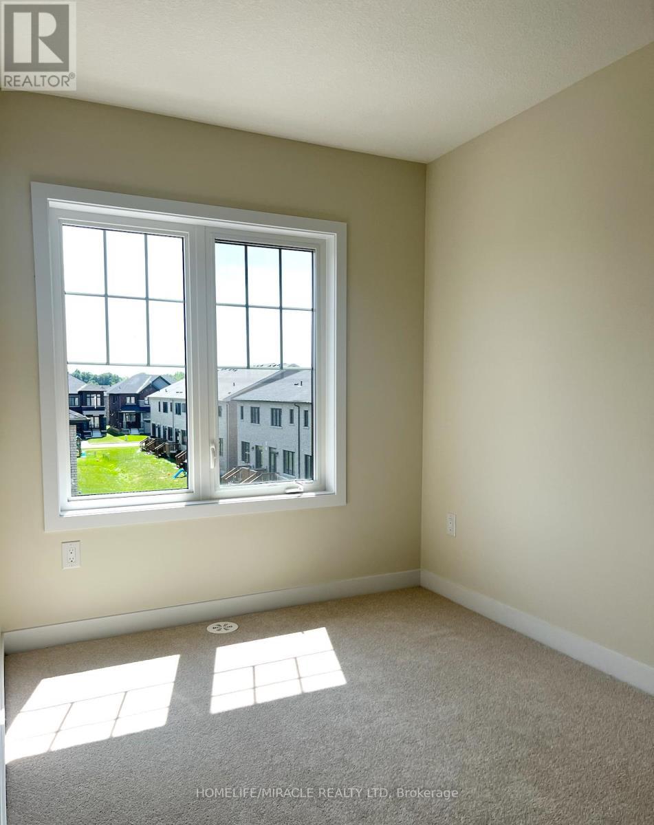 155 Melody Lane, Thorold, ON - Indoor Photo Showing Other Room