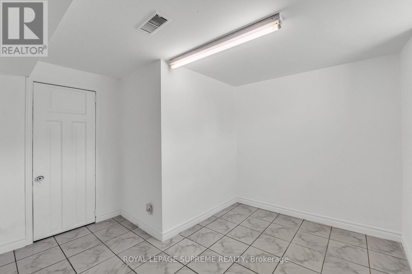 1837 Dufferin Street, Toronto, ON - Indoor Photo Showing Other Room