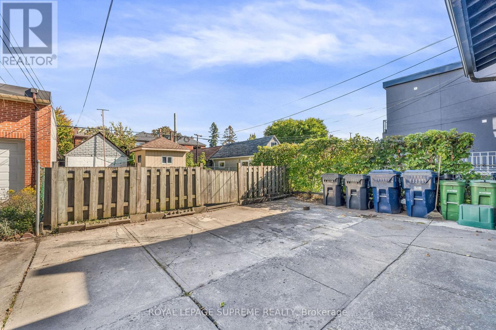 1837 Dufferin Street, Toronto, ON - Outdoor