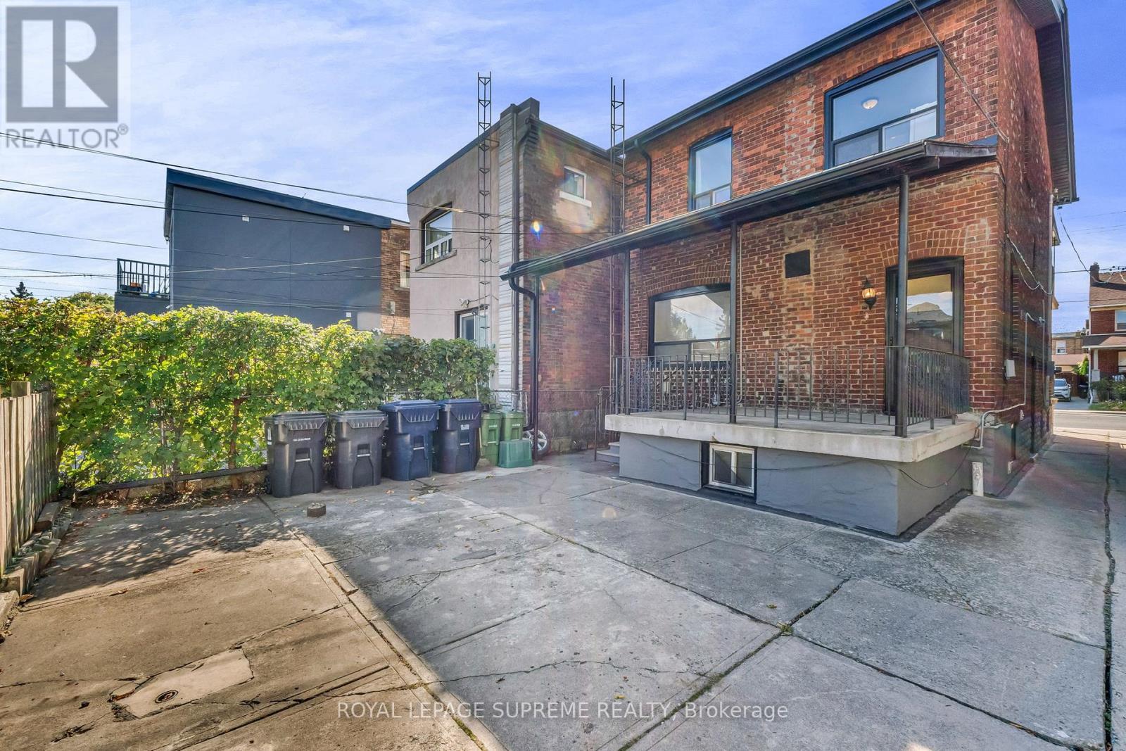 1837 Dufferin Street, Toronto, ON - Outdoor