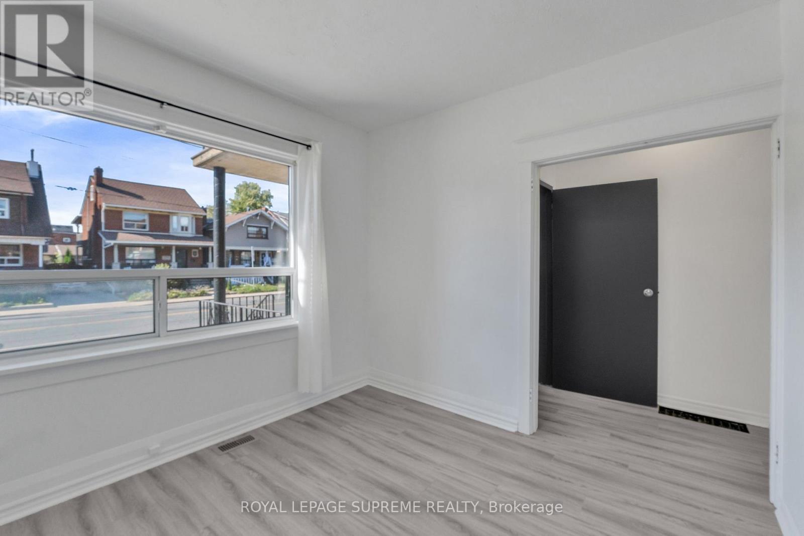 1837 Dufferin Street, Toronto, ON - Indoor Photo Showing Other Room