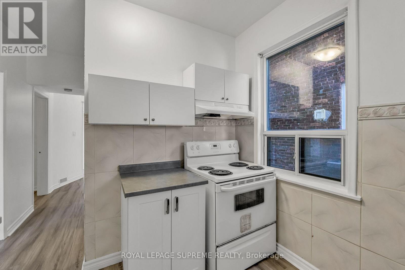 1837 Dufferin Street, Toronto, ON - Indoor Photo Showing Kitchen