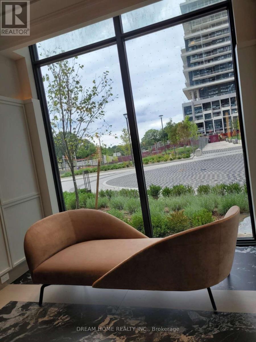 812 - 30 Inn On The Park Drive, Toronto, ON - Photo Showing Other Room