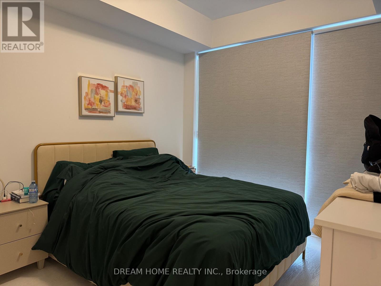 812 - 30 Inn On The Park Drive, Toronto, ON - Indoor Photo Showing Bedroom