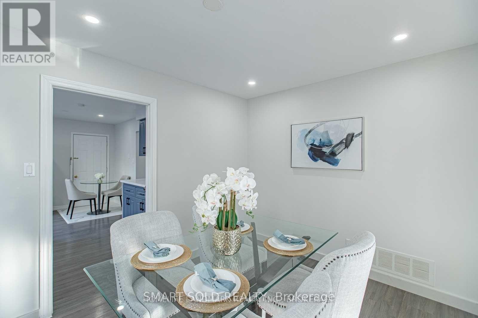 146 Placentia Boulevard, Toronto, ON - Indoor Photo Showing Dining Room