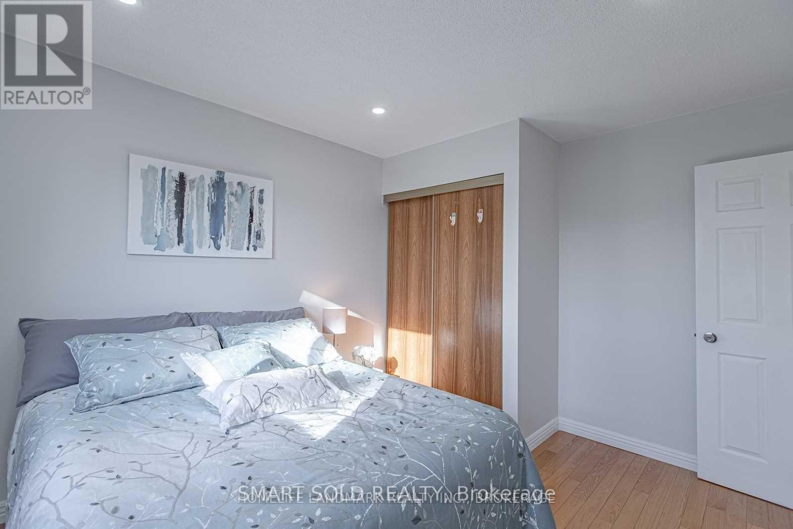 146 Placentia Boulevard, Toronto, ON - Indoor Photo Showing Bedroom