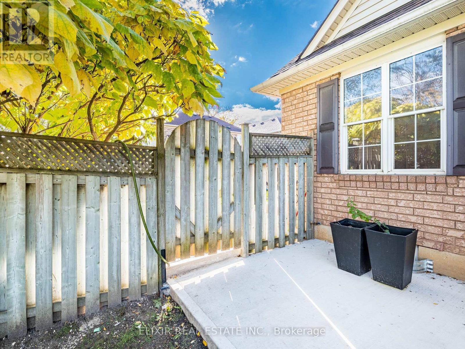 20 Penn Drive, Brampton, ON - Outdoor