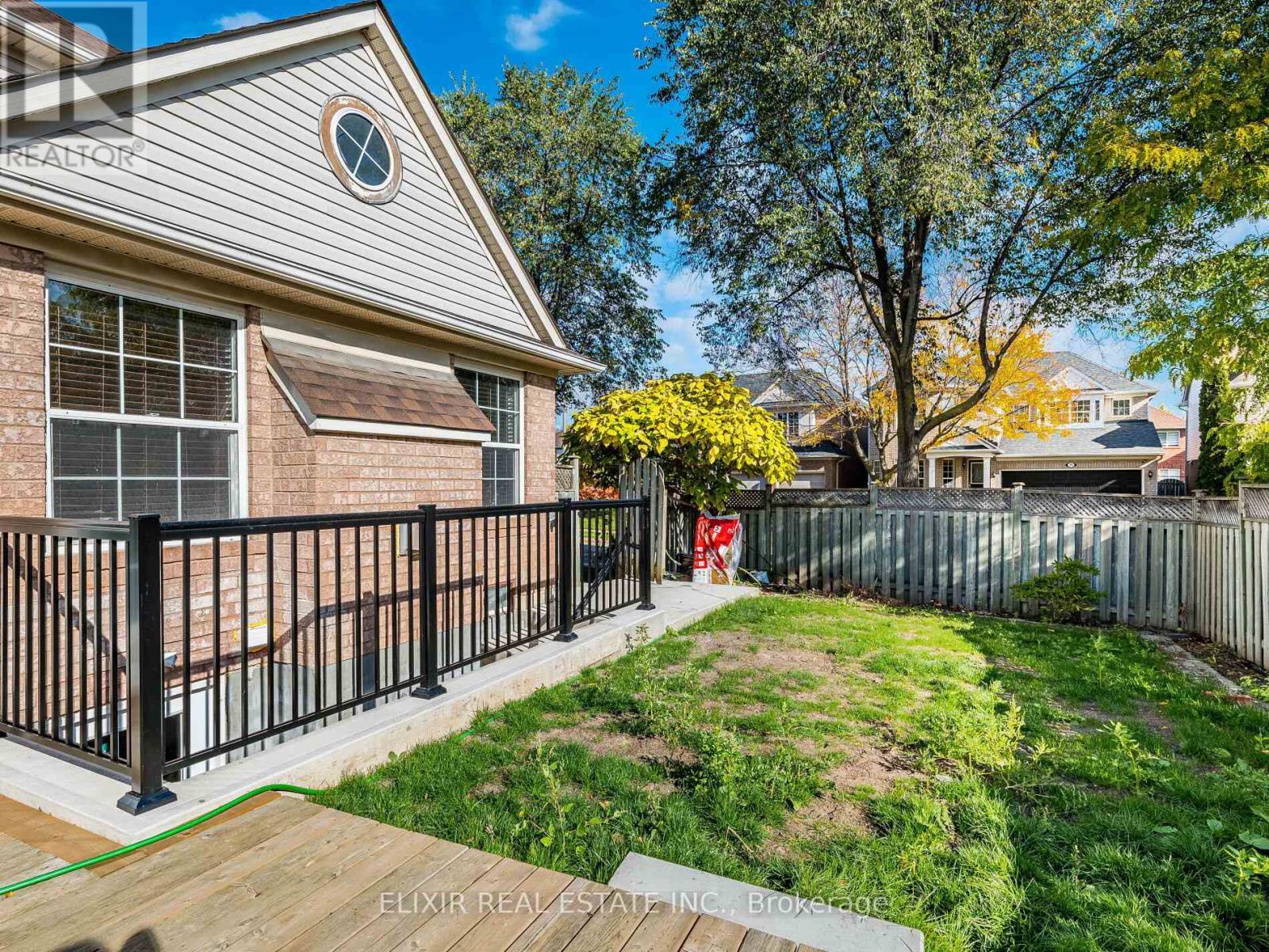 20 Penn Drive, Brampton, ON - Outdoor