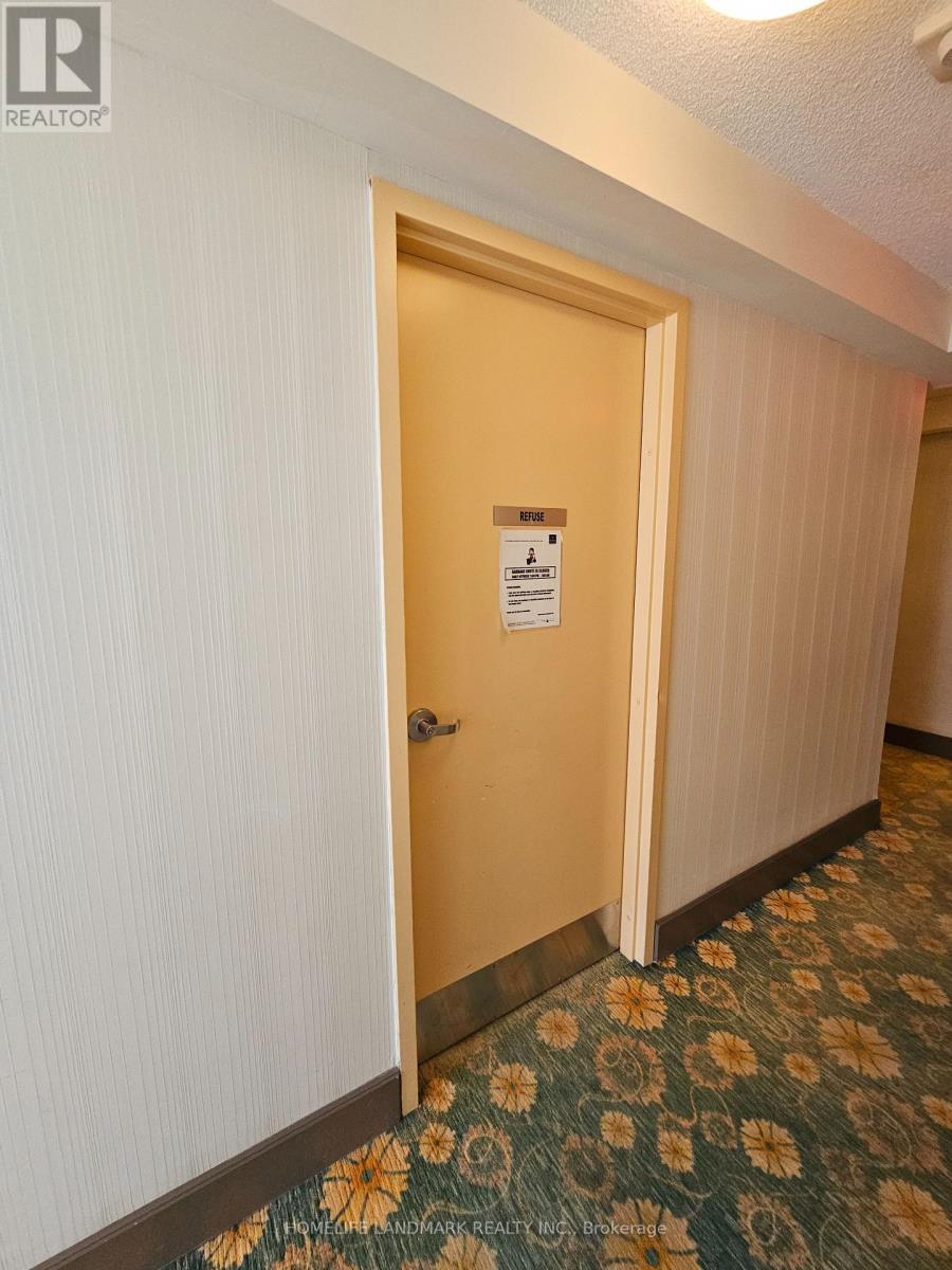 611 - 372 Highway 7 East Road E, Richmond Hill, ON - Indoor Photo Showing Other Room