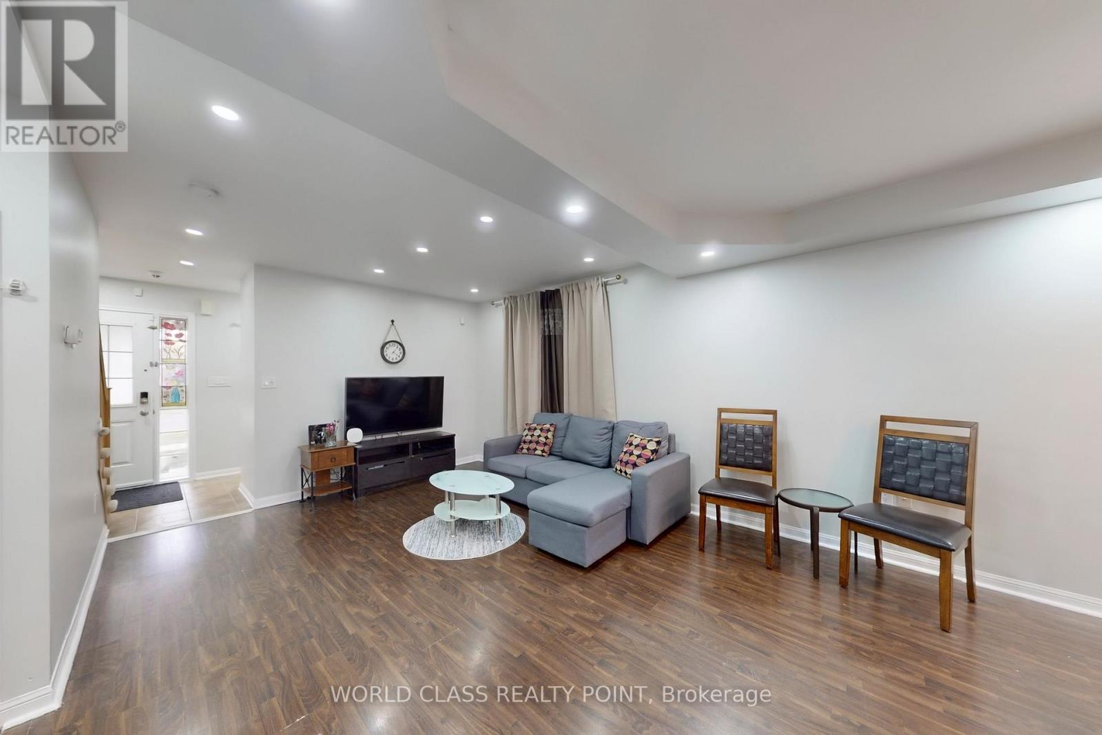 382 Pringle Avenue, Milton, ON - Indoor