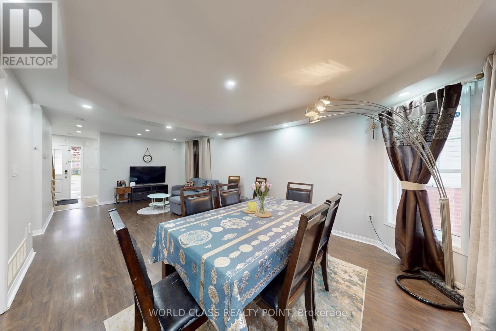 382 Pringle Avenue, Milton, ON - Indoor Photo Showing Dining Room