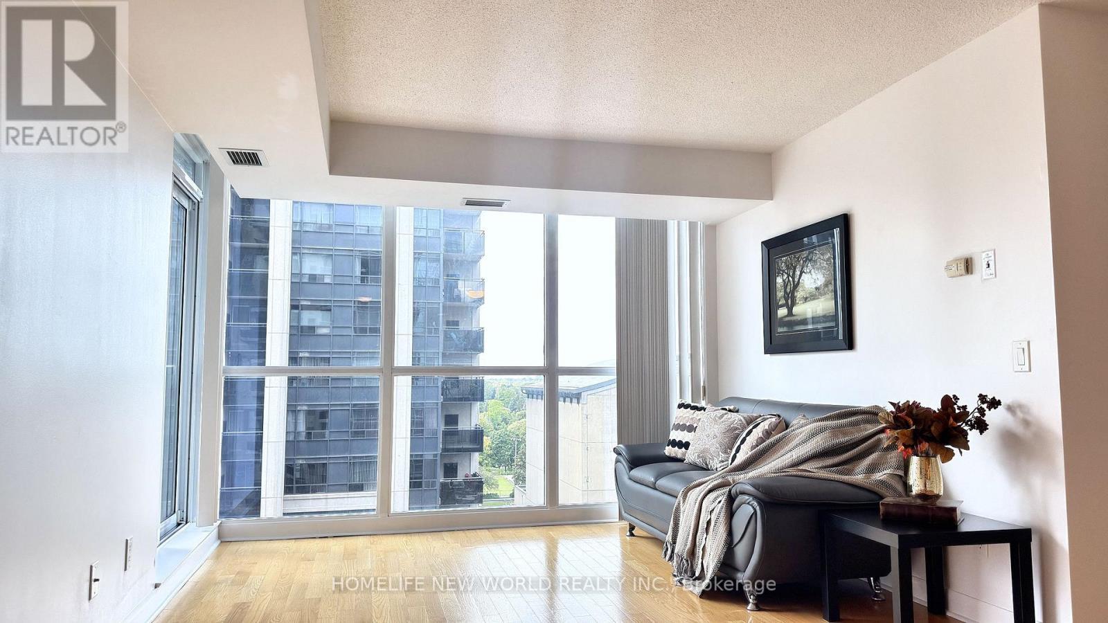 1209 - 4978 Yonge Street, Toronto, ON - Indoor
