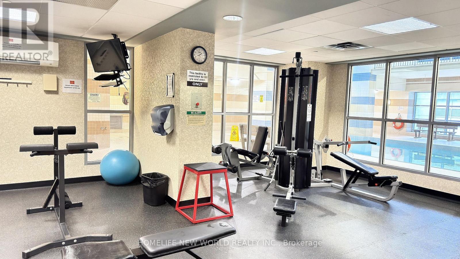 1209 - 4978 Yonge Street, Toronto, ON - Indoor Photo Showing Gym Room