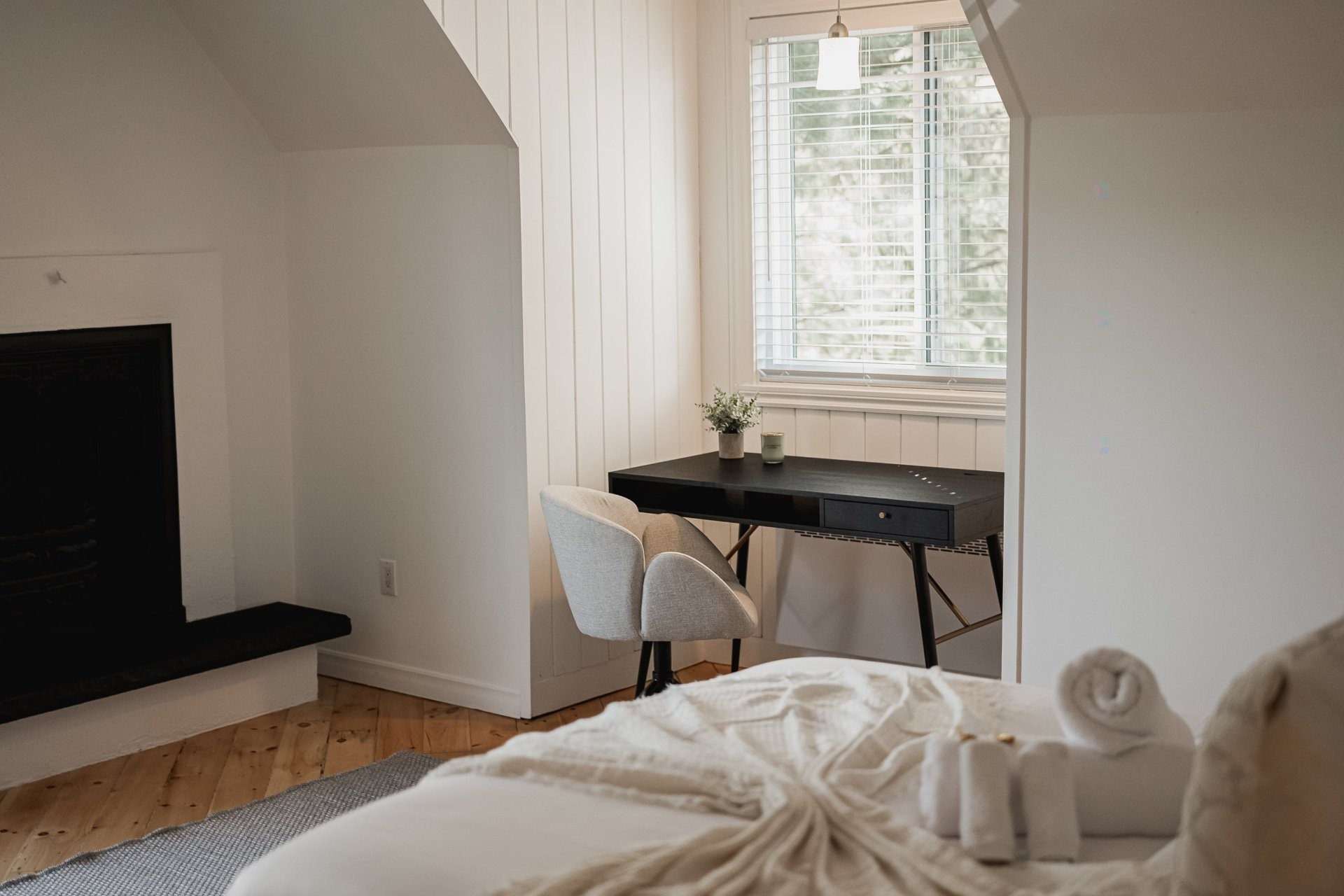 Bedroom - 876 Rue Principale, Saint-Sauveur, QC - Indoor Photo Showing Bedroom