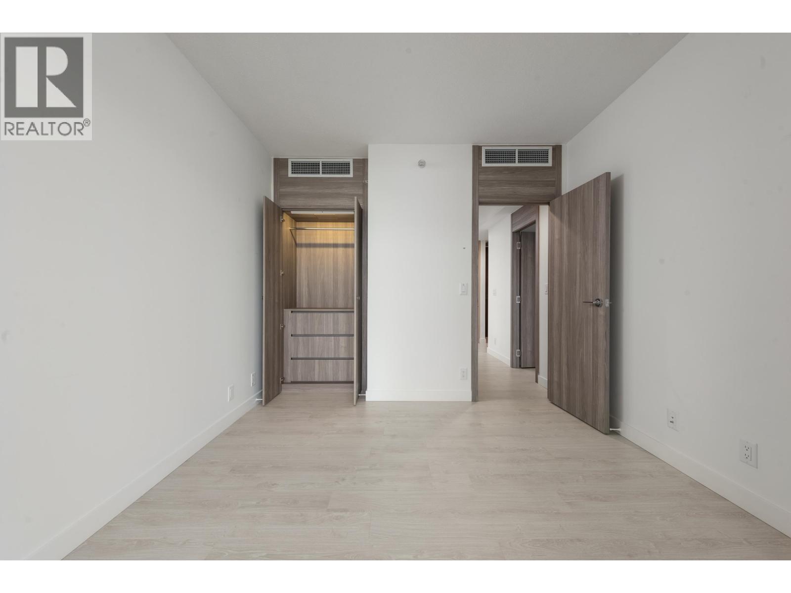 3204 4890 Lougheed Highway, Burnaby, BC - Indoor Photo Showing Other Room