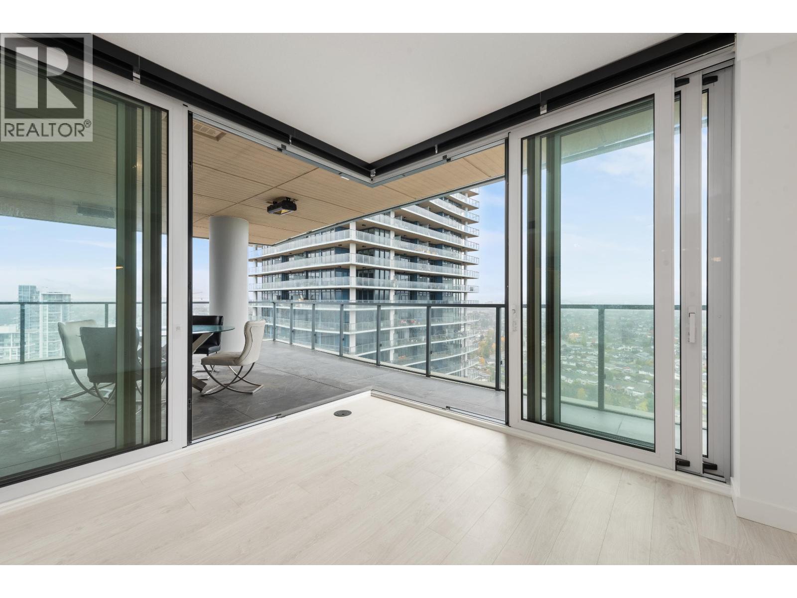 3204 4890 Lougheed Highway, Burnaby, BC - Photo Showing Other Room