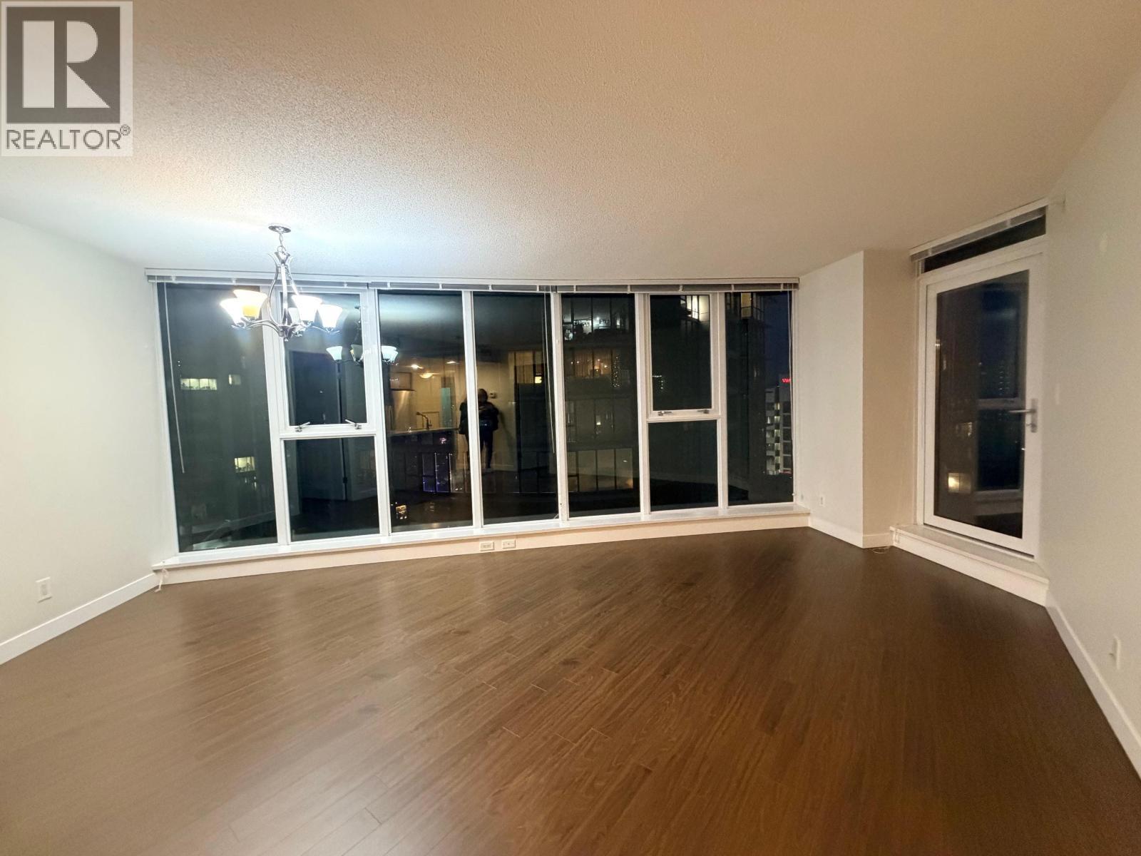 1512 8033 Saba Road, Richmond, BC - Indoor