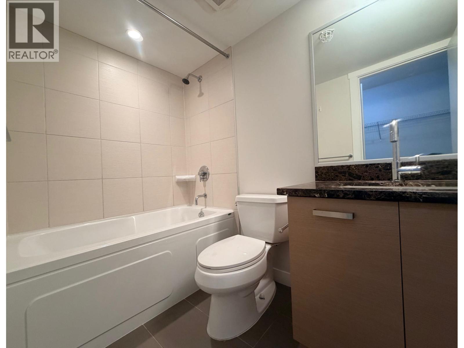1512 8033 Saba Road, Richmond, BC - Indoor Photo Showing Bathroom