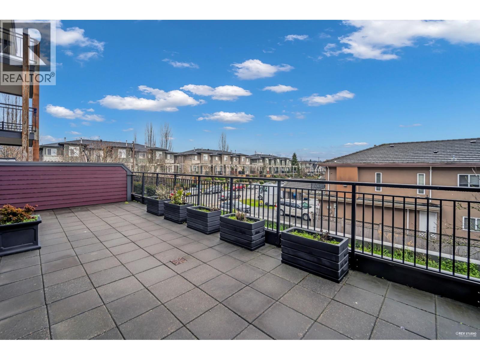 210 288 Hampton Street, New Westminster, BC - Outdoor