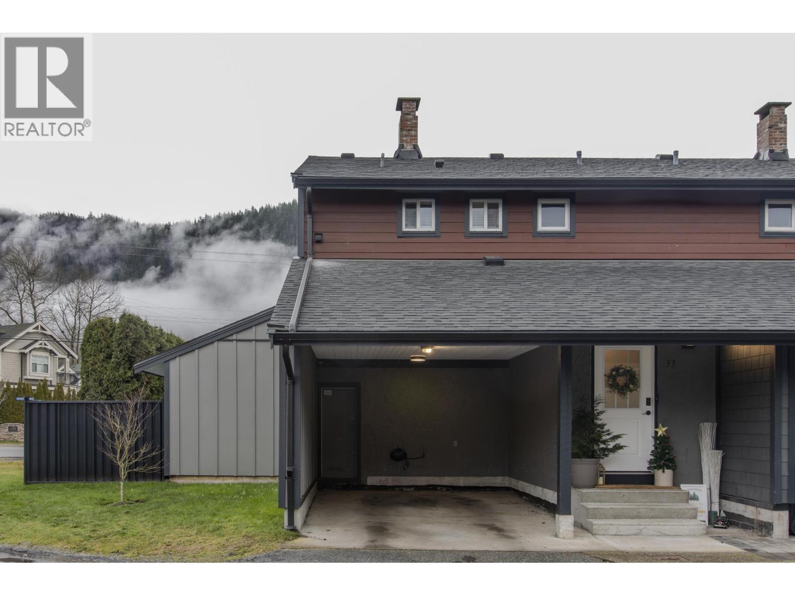 33 1500 Judd Road, Squamish, BC - Outdoor