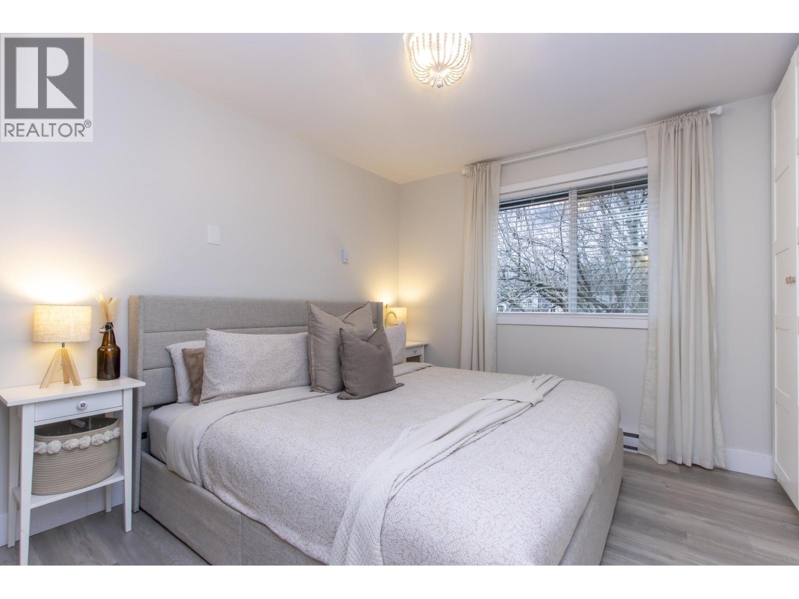 33 1500 Judd Road, Squamish, BC - Indoor Photo Showing Bedroom