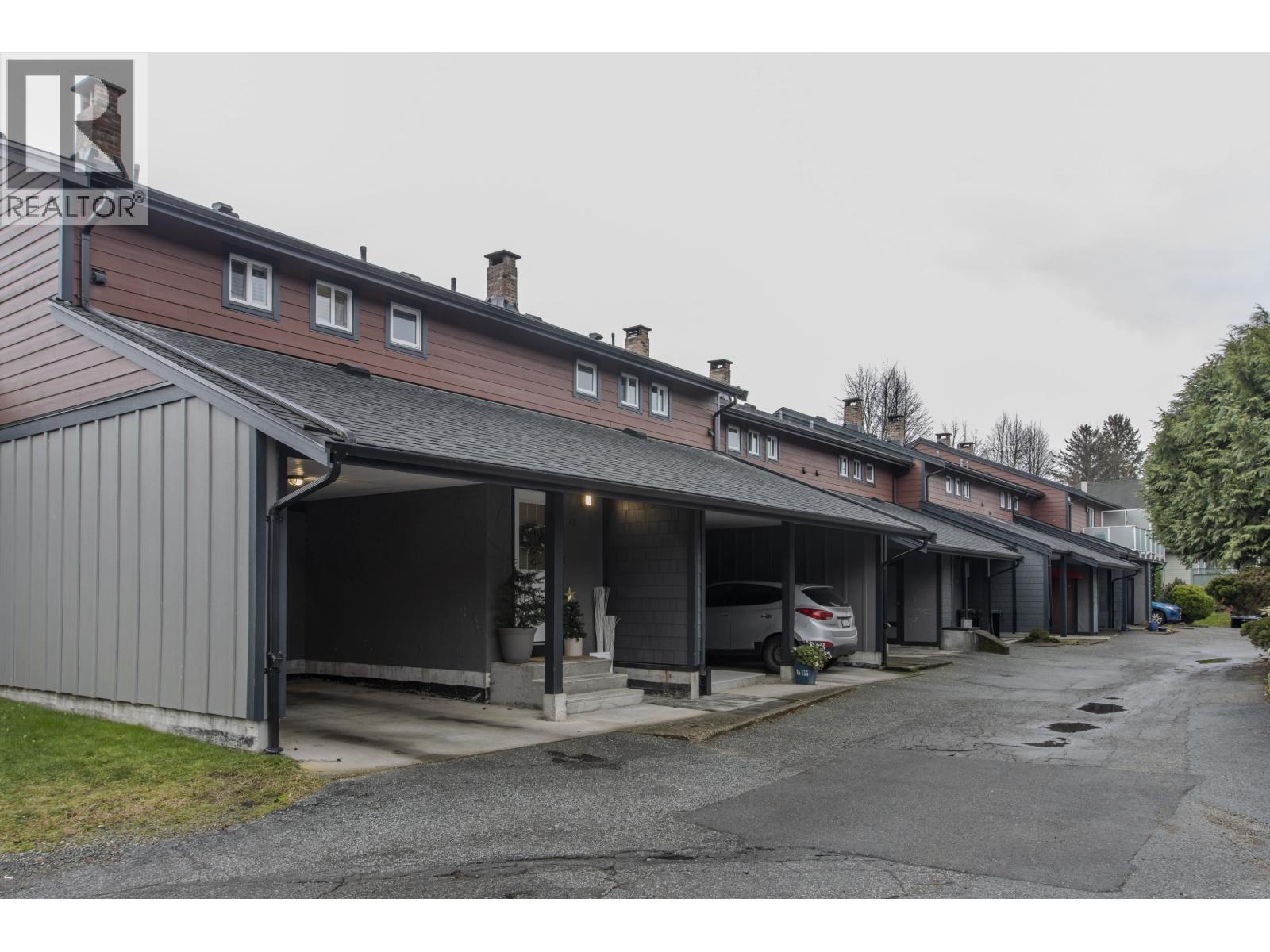 33 1500 Judd Road, Squamish, BC - Outdoor With Deck Patio Veranda