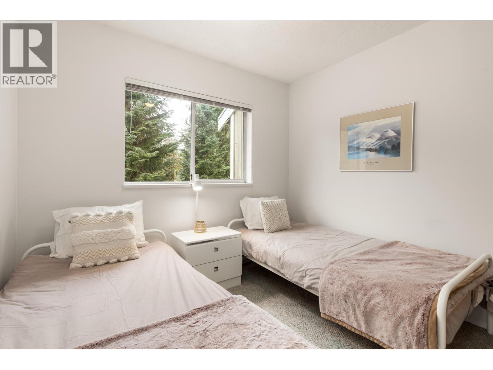 4 2134 Timber Ridge, Whistler, BC - Indoor Photo Showing Bedroom