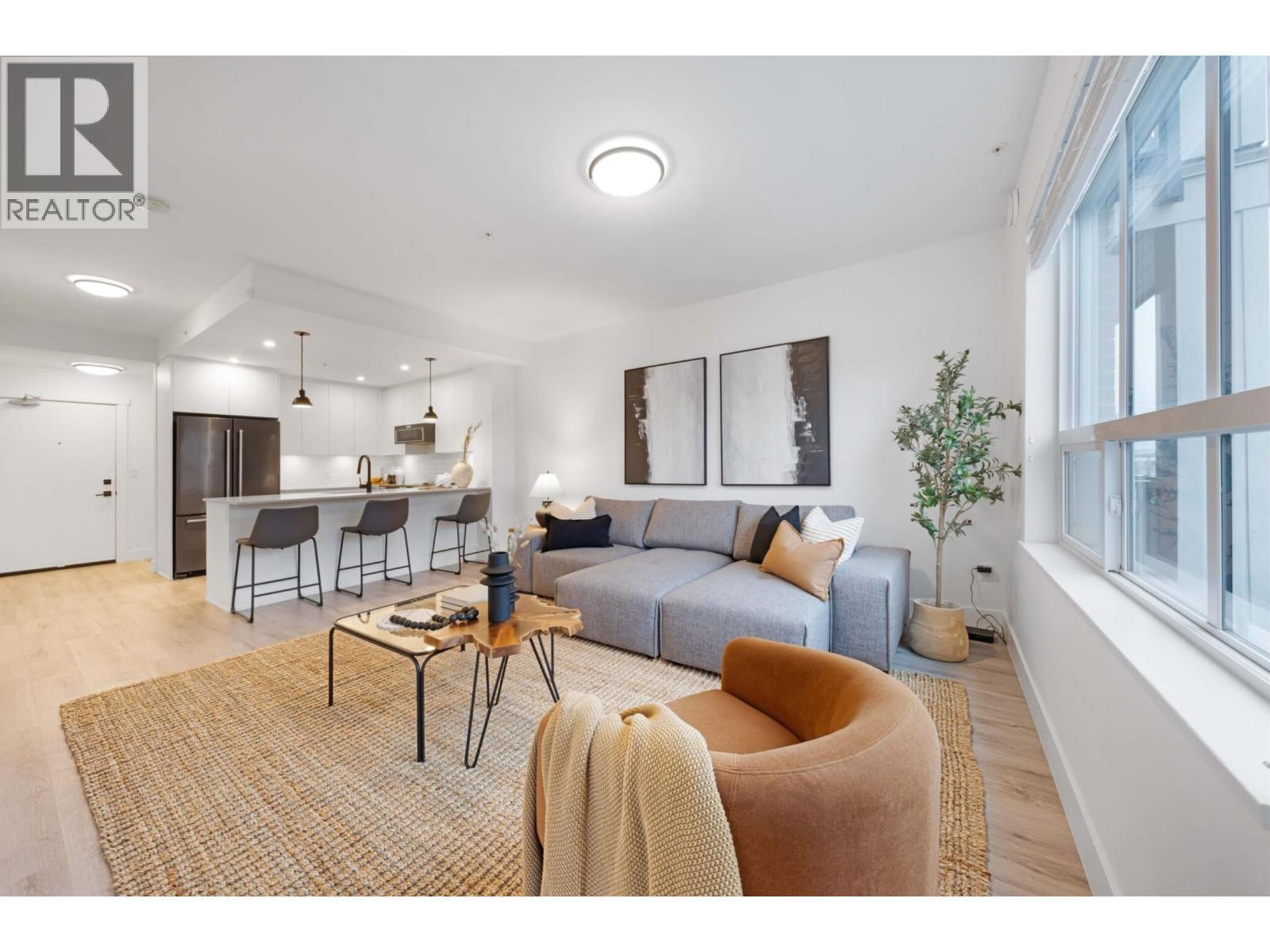 1213 2180 Kelly Avenue, Port Coquitlam, BC - Indoor Photo Showing Living Room