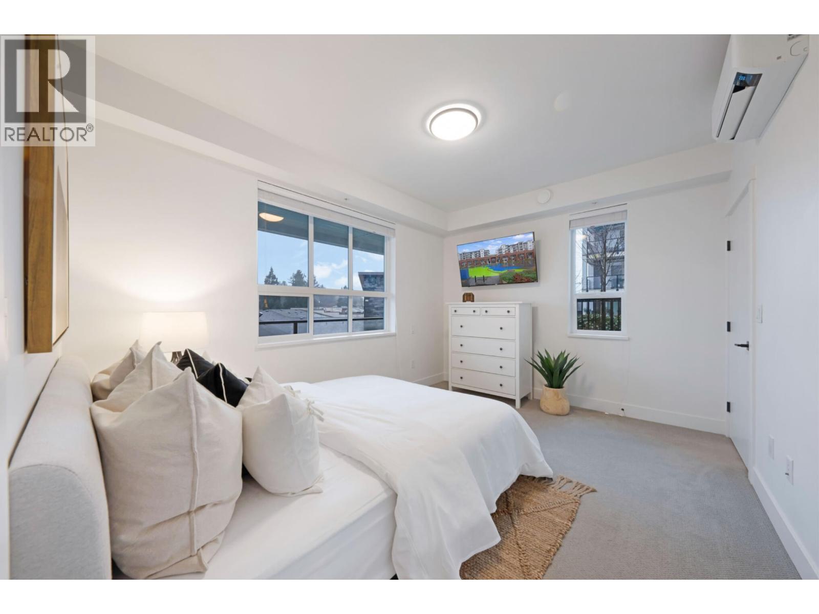 1213 2180 Kelly Avenue, Port Coquitlam, BC - Indoor Photo Showing Bedroom