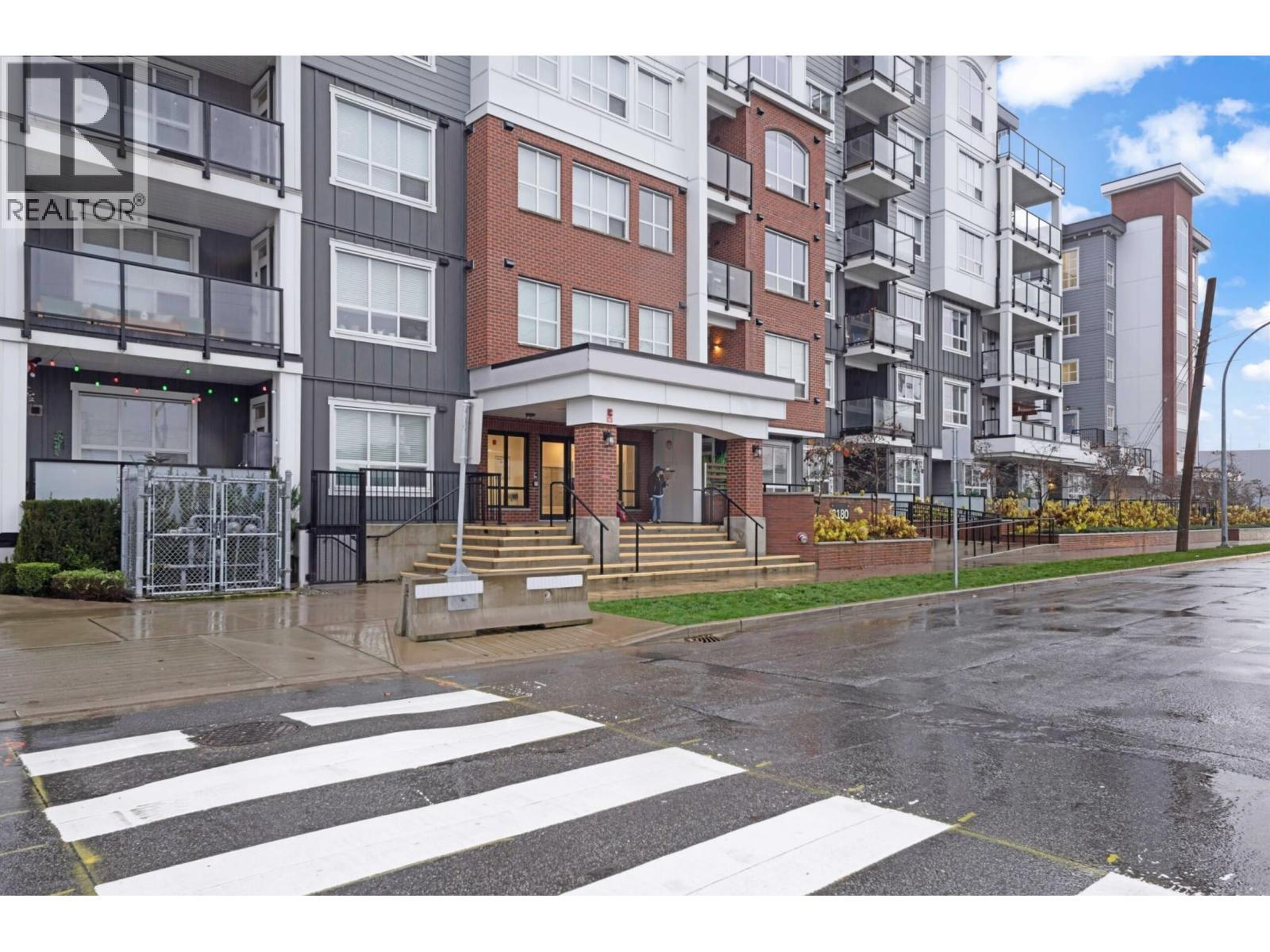 1213 2180 Kelly Avenue, Port Coquitlam, BC - Outdoor With Facade