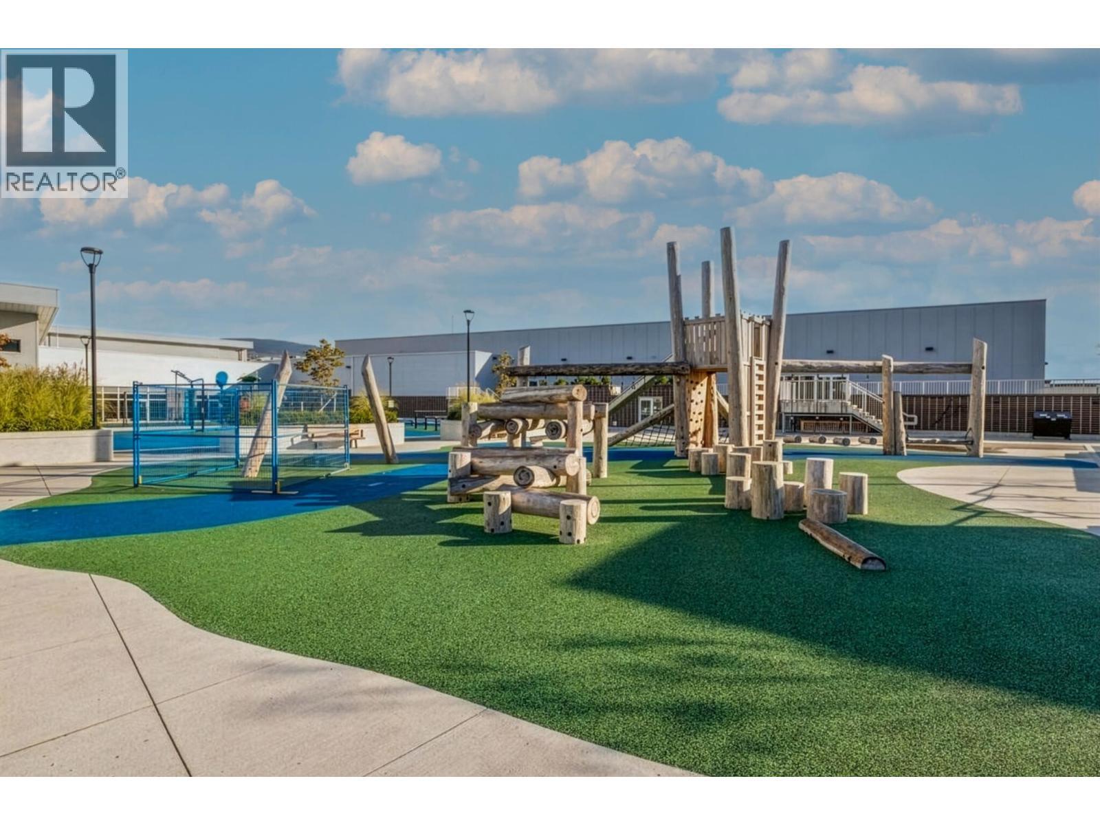 1213 2180 Kelly Avenue, Port Coquitlam, BC - Outdoor