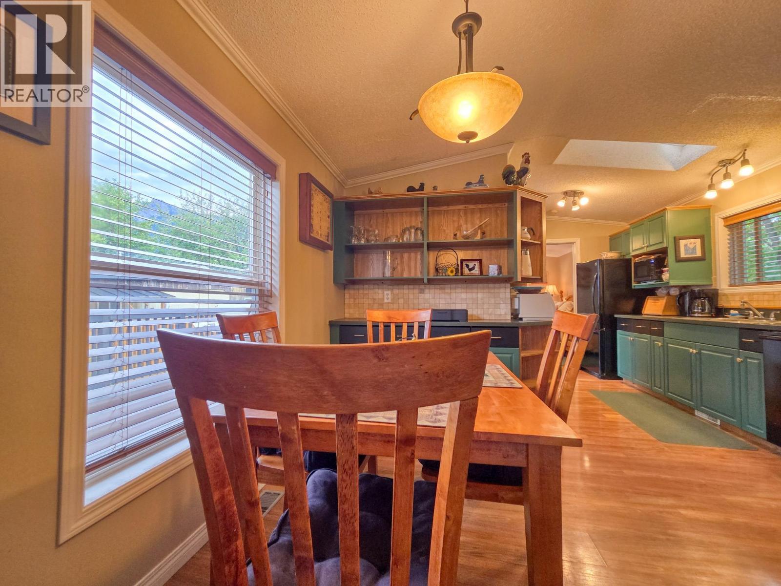 4789 Riverview Drive, Edgewater, BC