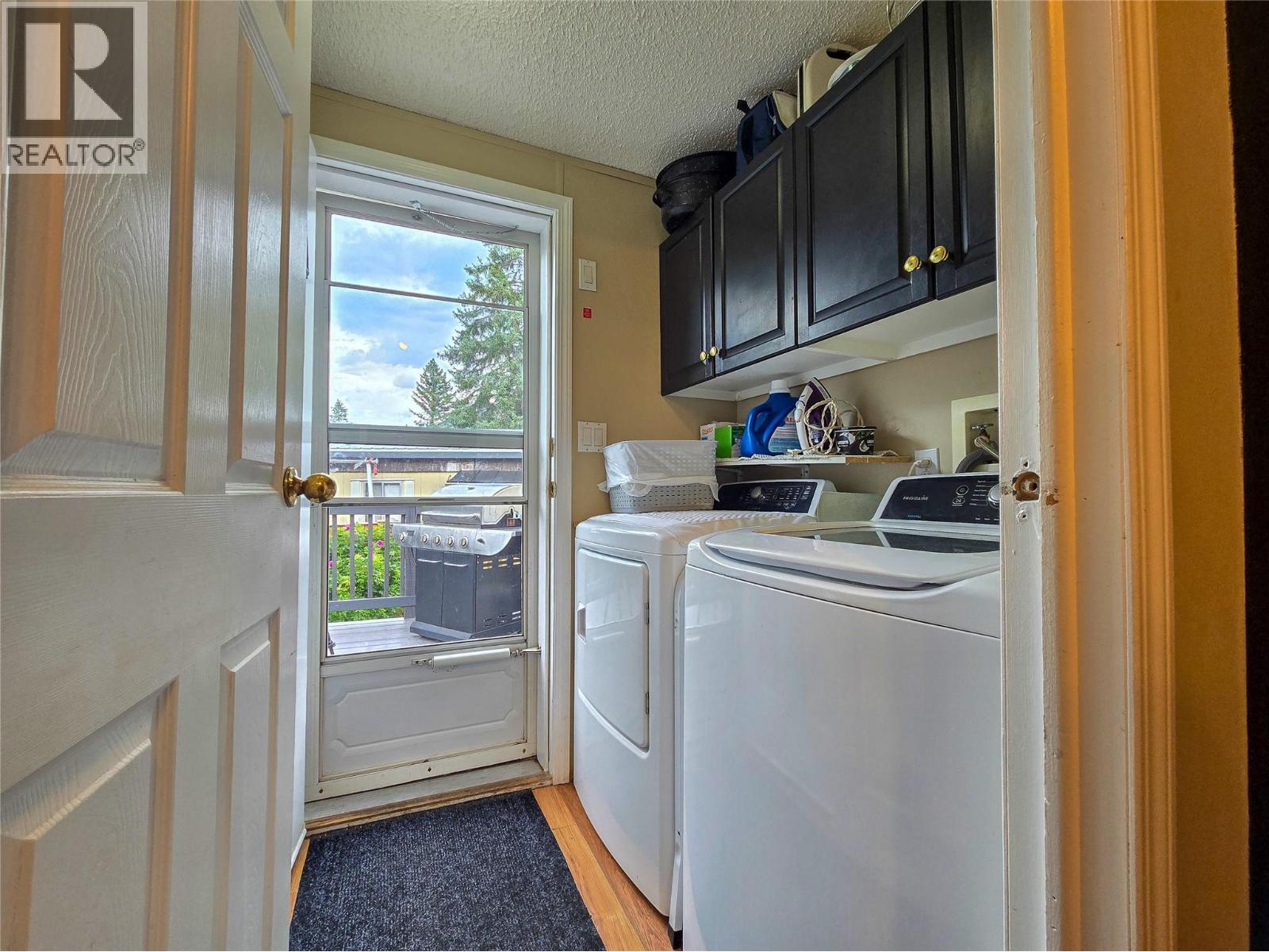 4789 Riverview Drive, Edgewater, BC