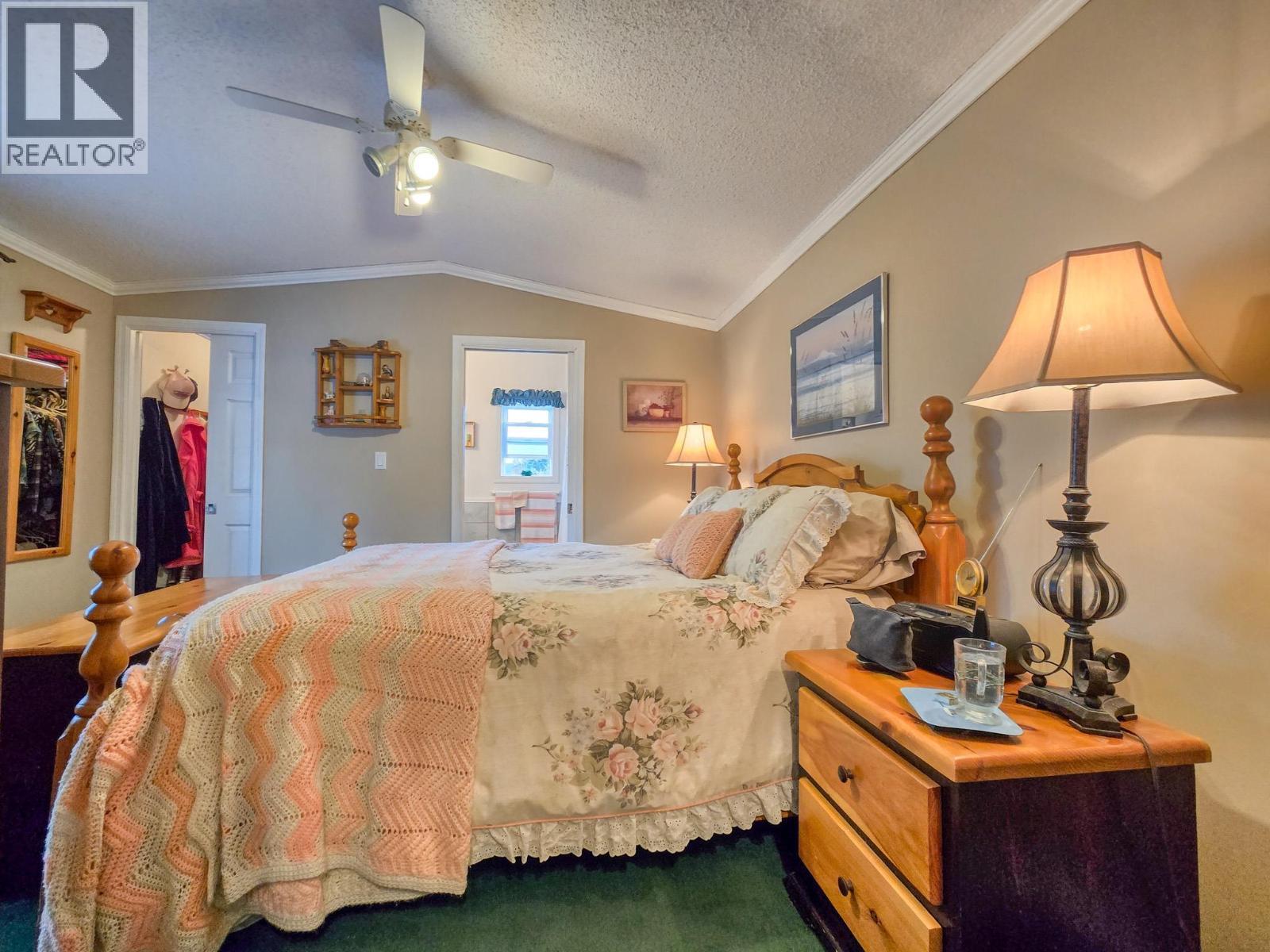 4789 Riverview Drive, Edgewater, BC