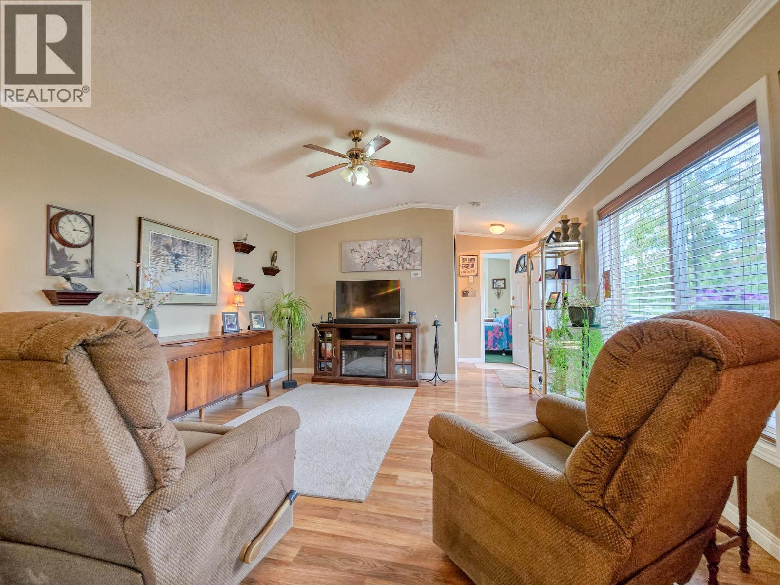 4789 Riverview Drive, Edgewater, BC