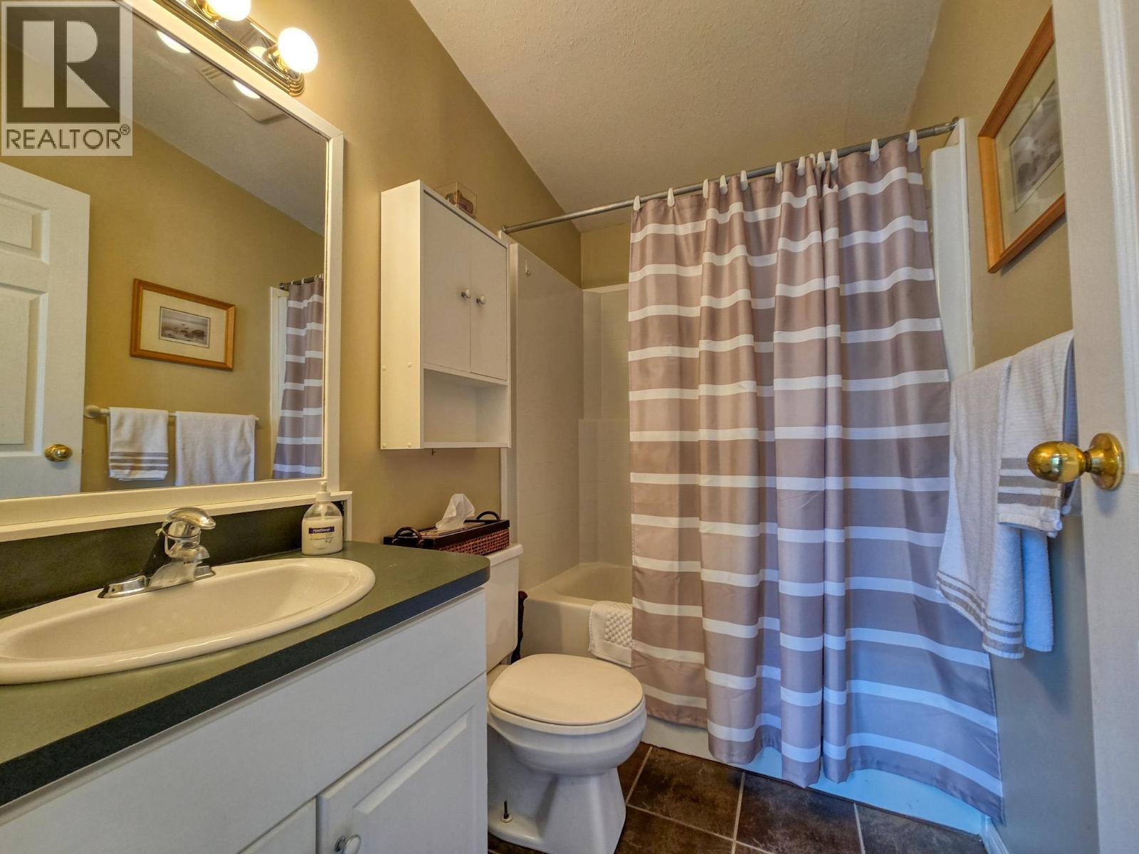 4789 Riverview Drive, Edgewater, BC