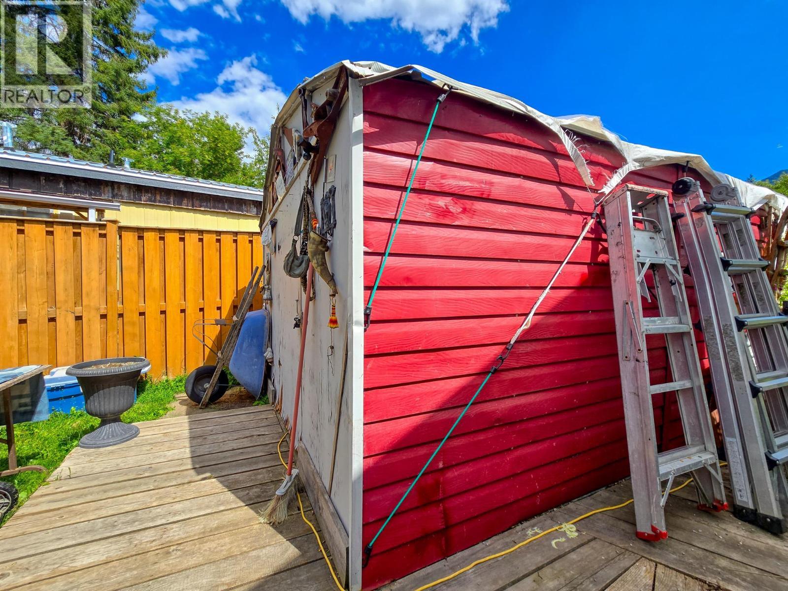 4789 Riverview Drive, Edgewater, BC