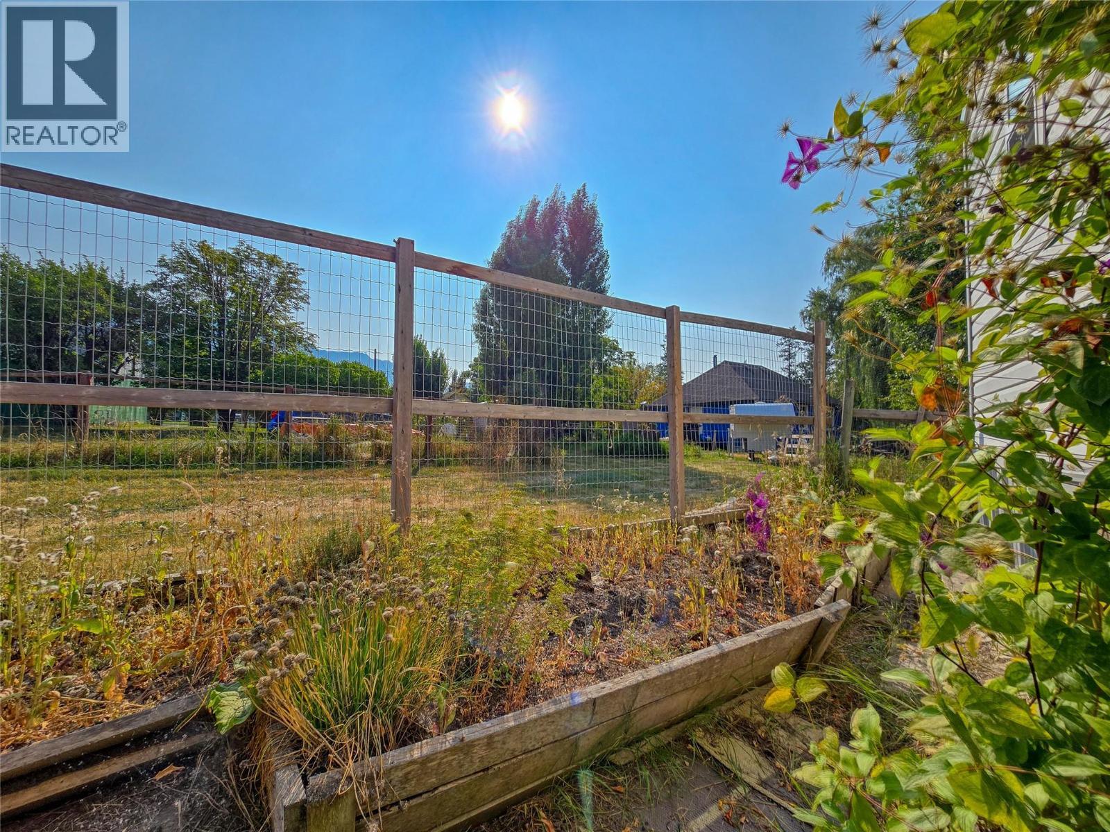 4789 Riverview Drive, Edgewater, BC