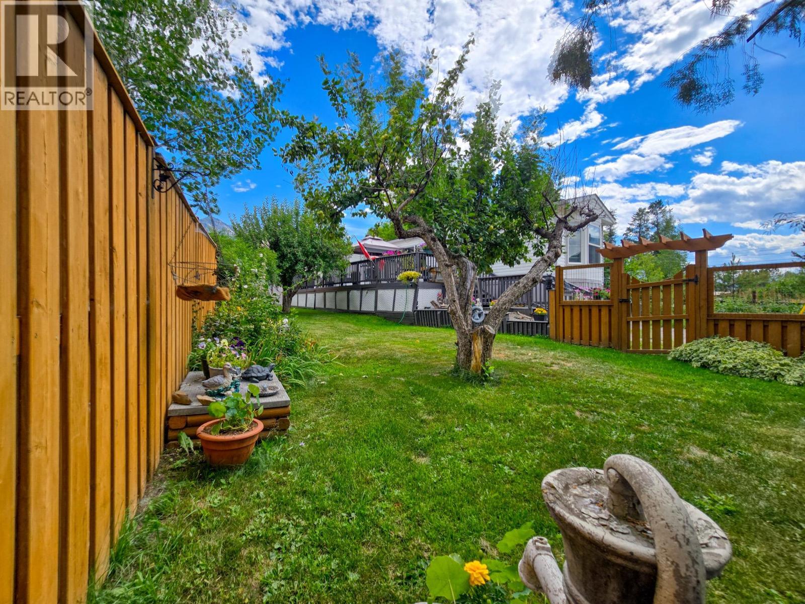 4789 Riverview Drive, Edgewater, BC