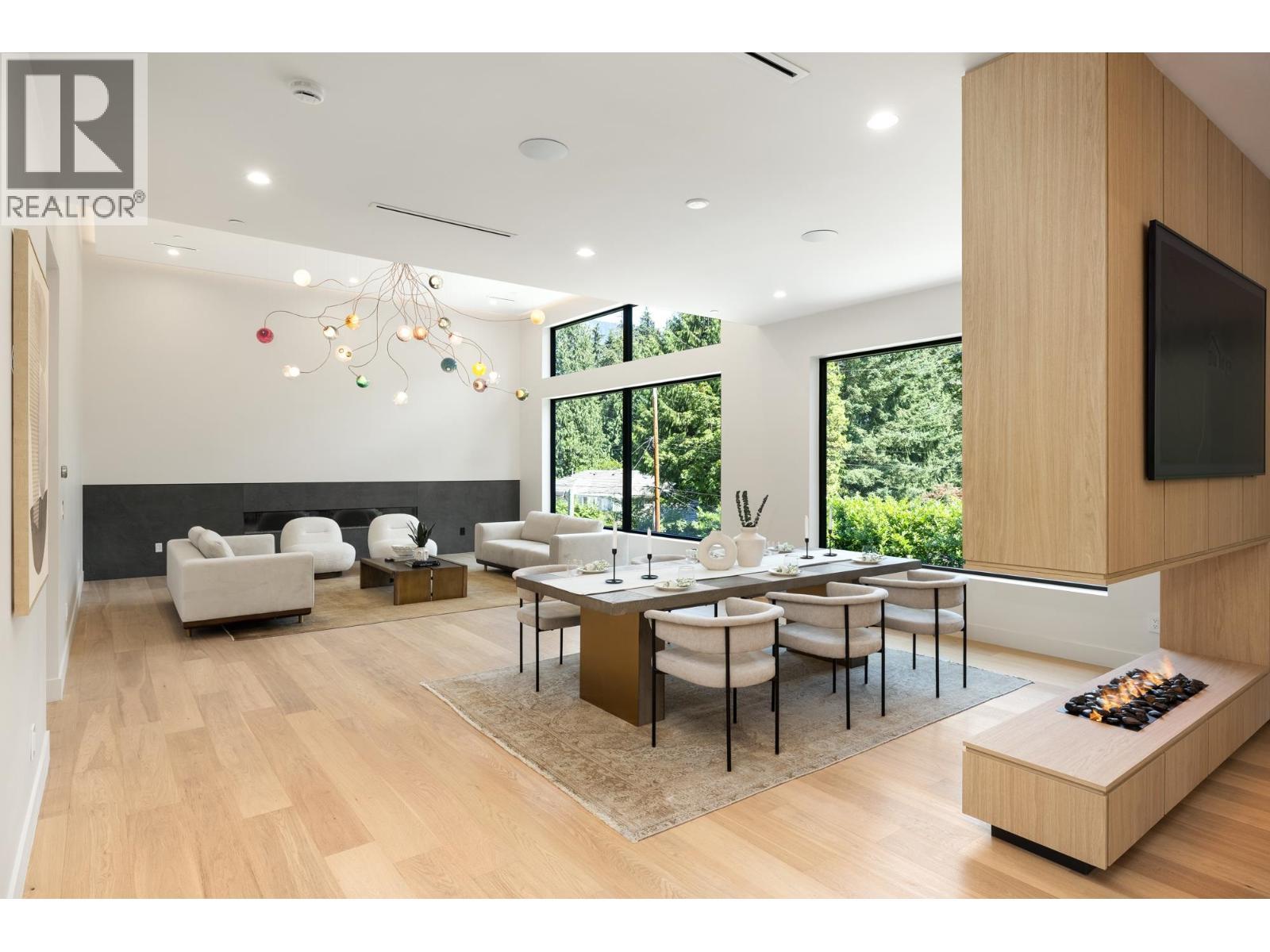 620 Kenwood Road, West Vancouver, BC - Indoor