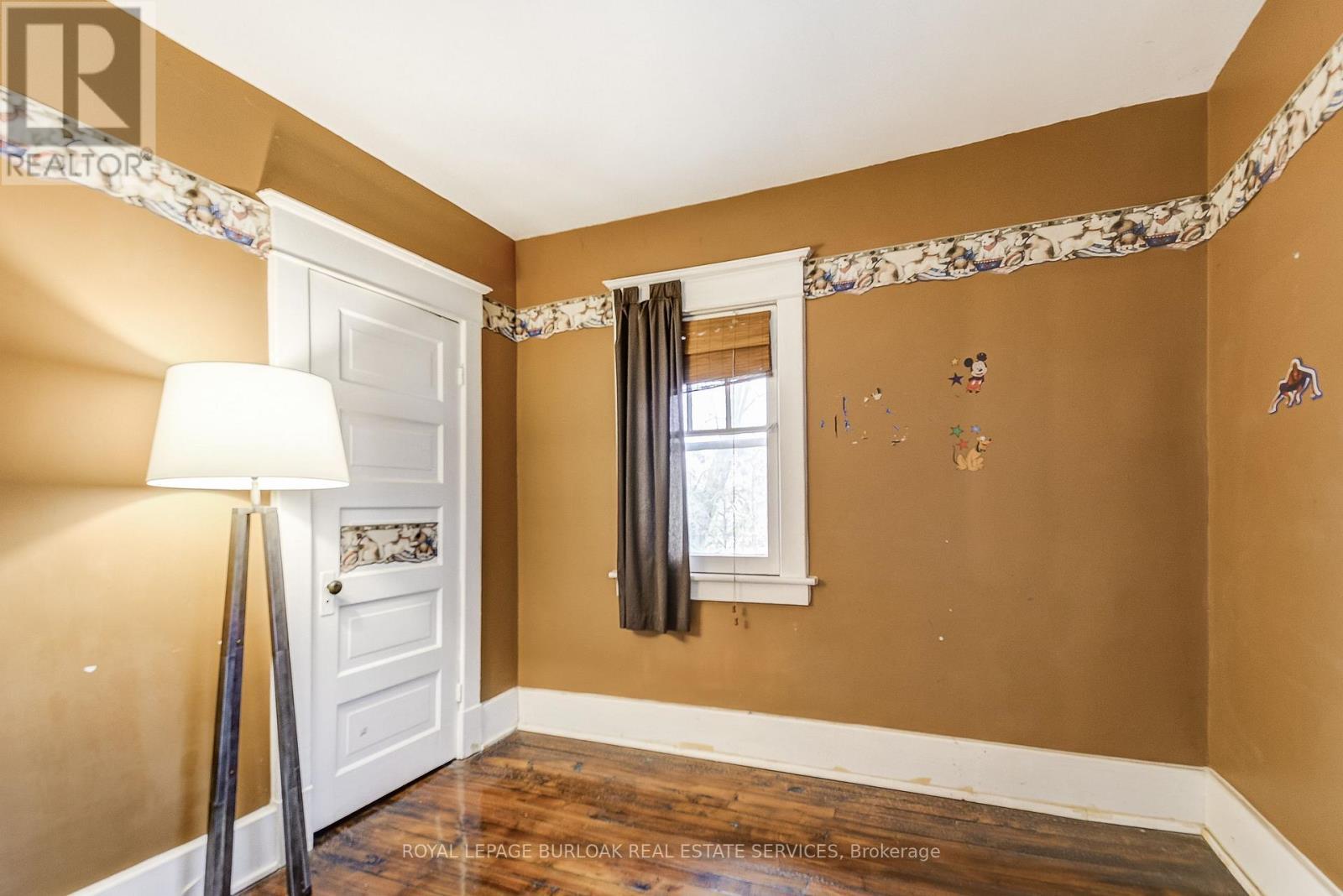 203 Broad Street W, Haldimand, ON - Indoor Photo Showing Other Room