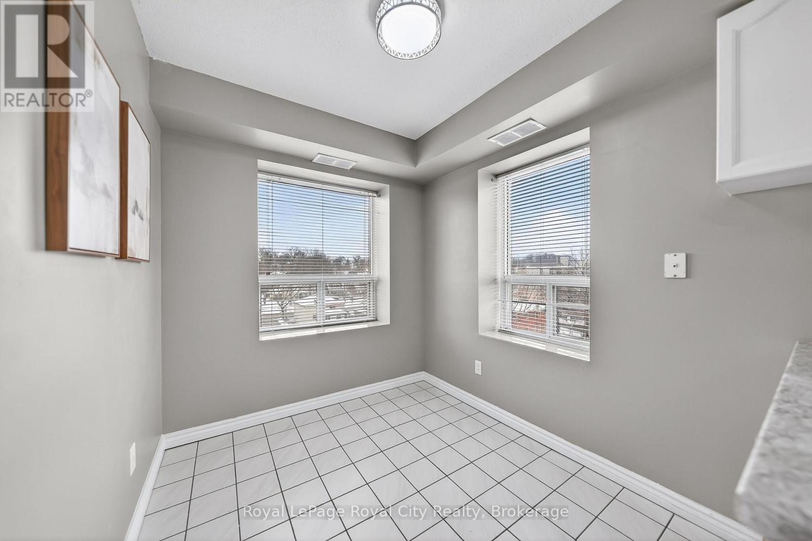 701 - 281 Bristol Street, Guelph (Junction/Onward Willow), ON - Indoor