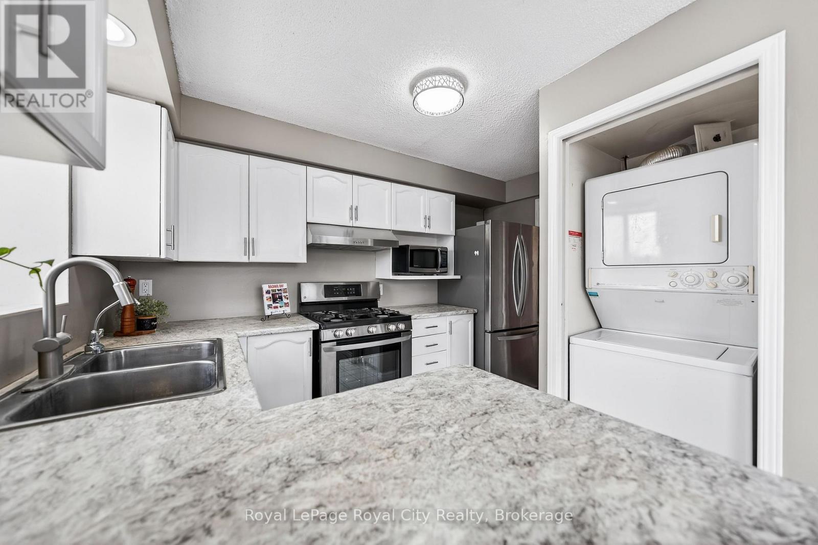 701 - 281 Bristol Street, Guelph (Junction/Onward Willow), ON - Indoor