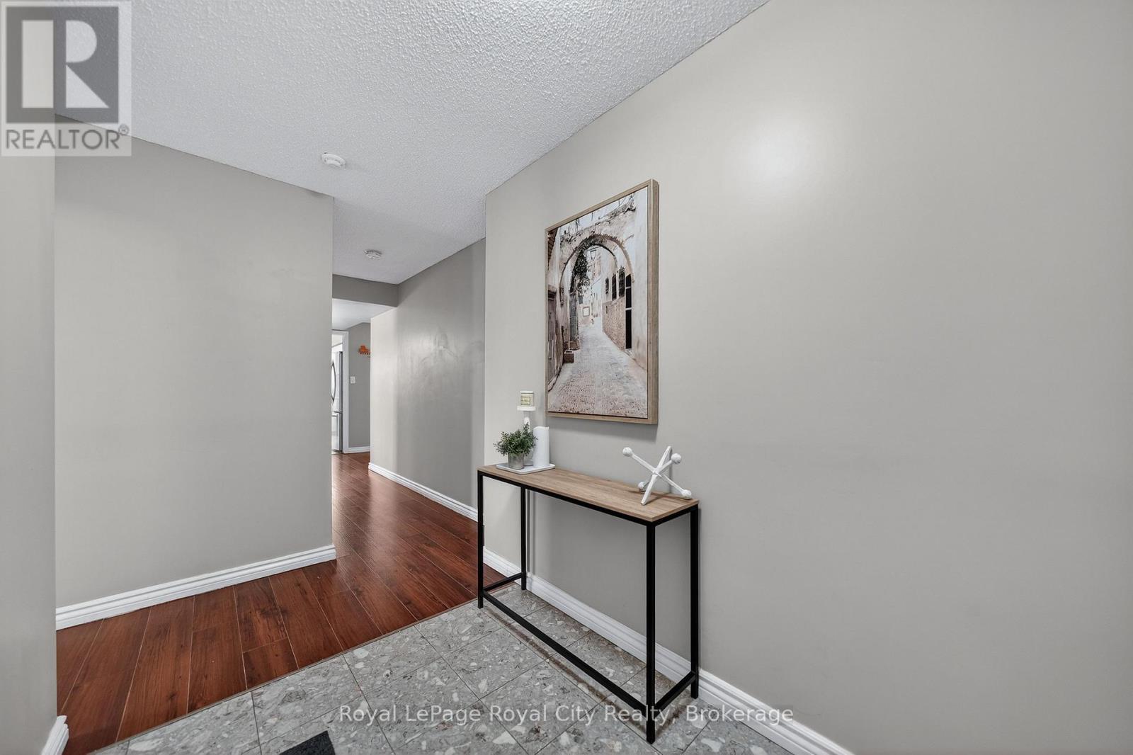 701 - 281 Bristol Street, Guelph (Junction/Onward Willow), ON - Indoor Photo Showing Other Room