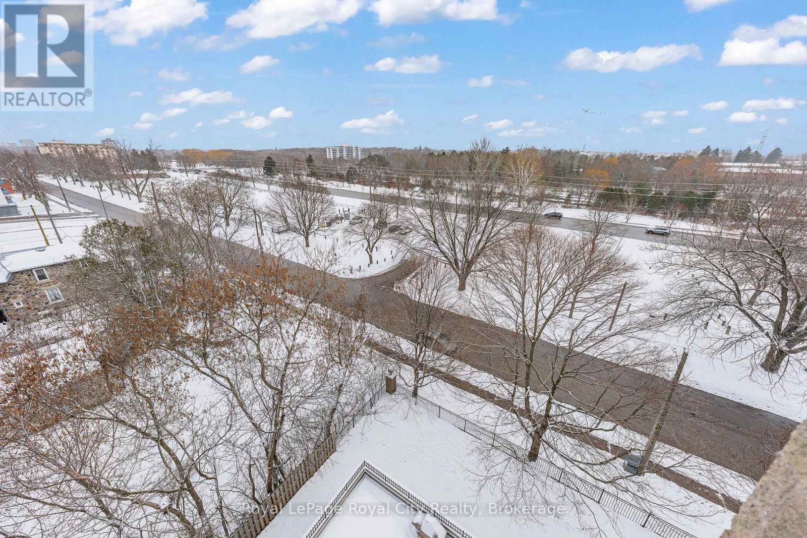 701 - 281 Bristol Street, Guelph (Junction/Onward Willow), ON - Outdoor With View