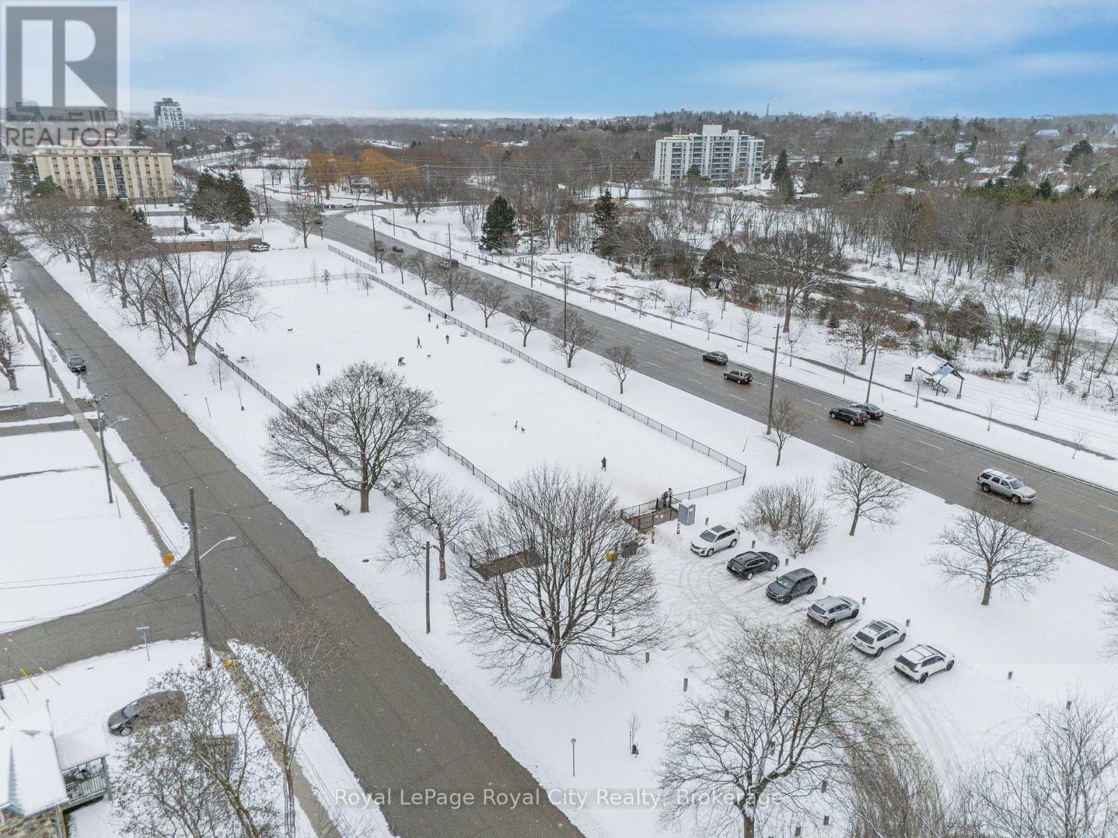 701 - 281 Bristol Street, Guelph (Junction/Onward Willow), ON - Outdoor With View