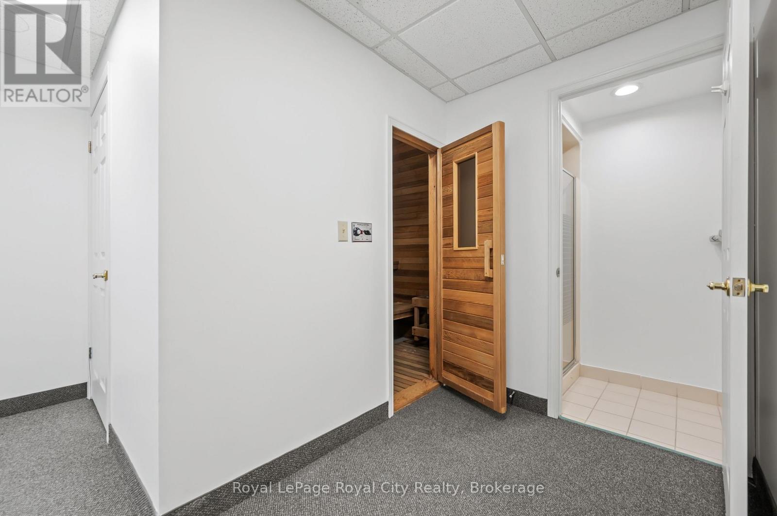 701 - 281 Bristol Street, Guelph (Junction/Onward Willow), ON - Indoor Photo Showing Other Room