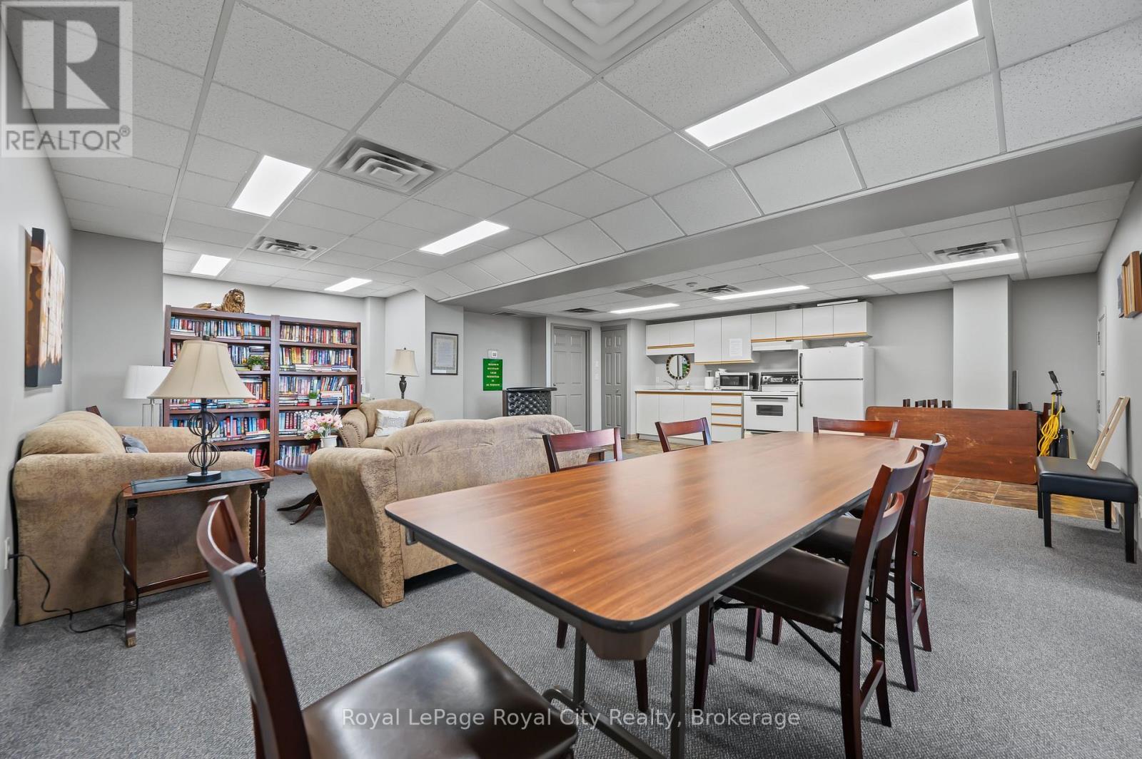 701 - 281 Bristol Street, Guelph (Junction/Onward Willow), ON - Indoor